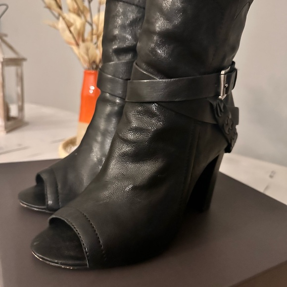 Vince Camuto Sortina bootie - Picture 5 of 5